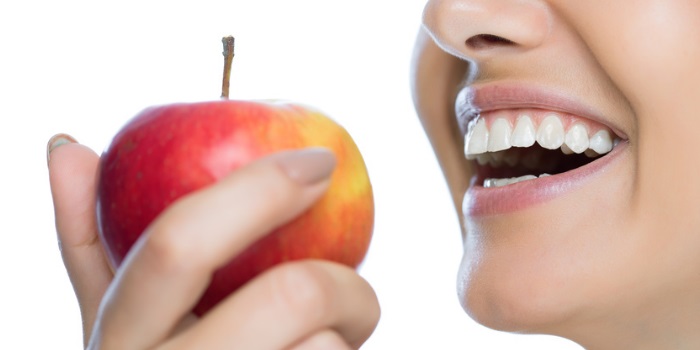Ein schönes, gesundes Gebiss ohne Kompromisse: Die private Zahnzusatzversicherung macht es möglich! und Sie behalten ihr Lächeln.
